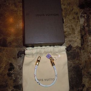 LOUIS VUITTON  Lock It White Multi Bracelet